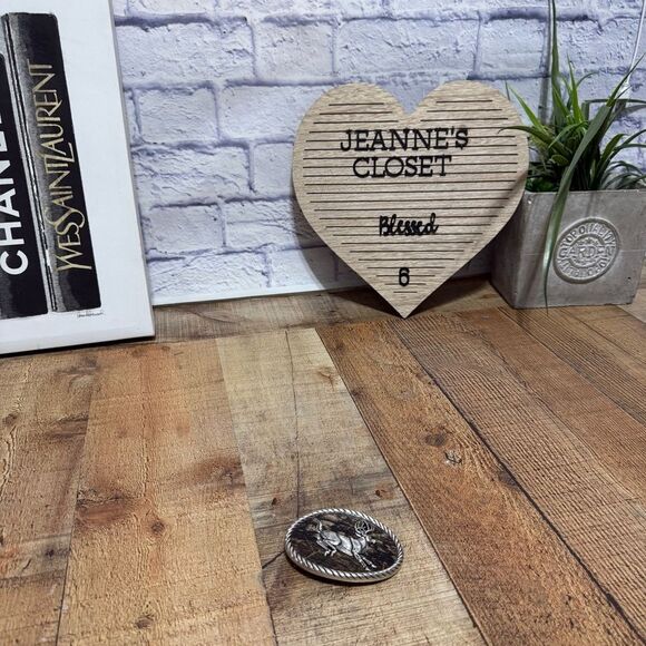 Running Jumping Deer in Nature Vintage Nocona Belt Buckle W/  camouflage backing - Picture 7 of 10